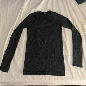 Lululemon Swiftly Tech long Sleeve